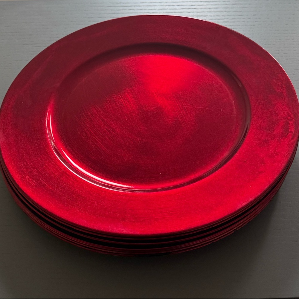 7 pack red holiday place setting chargers